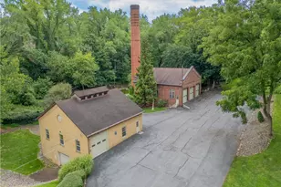 475 S Delaware Dr, Easton, PA 18042 - Photo 8