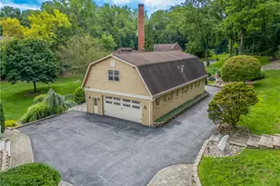 475 S Delaware Dr, Easton, PA 18042 - Photo 4