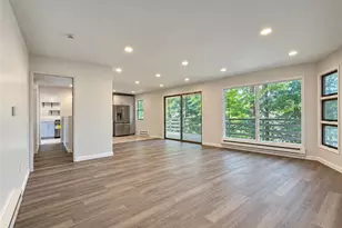 248 E Broad St, East Stroudsburg, PA 18301 - Photo 4