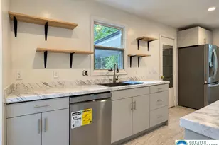 248 E Broad St, East Stroudsburg, PA 18301 - Photo 6