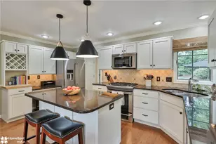 5270 Bowood St, Upper Saucon Township, PA 18034 - Photo 14