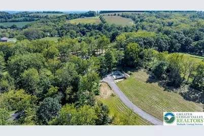 384 Henry Road, Bushkill Twp, PA 18064 - Photo 14