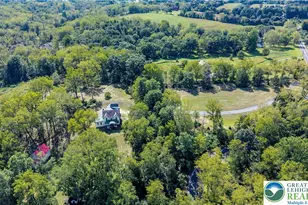 384 Henry Rd, Bushkill Twp, PA 18064 - Photo 12