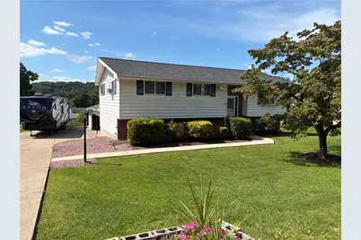 724 Lincoln Avenue, Walnutport, PA 18088 - Photo 2