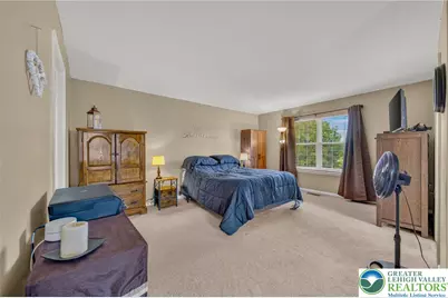 6801 Hunt Drive, Lower Macungie Township, PA 18062 - Photo 28
