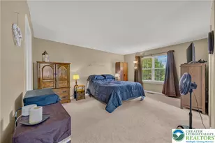 6801 Hunt Dr, Lower Macungie Township, PA 18062 - Photo 28
