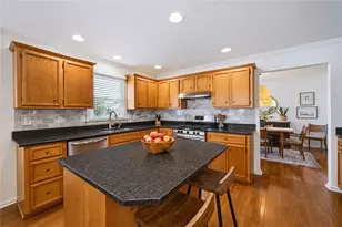 105 Mill Race Dr, Palmer Twp, PA 18045 - Photo 12