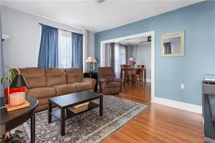 55 S Cedar St, Nazareth Boro, PA 18064 - Photo 2