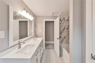 2107 W Washington St, Allentown City, PA 18104 - Photo 18