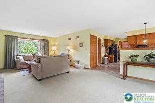 5022 Meadow Ln, Macungie Boro, PA 18062 - Photo 10