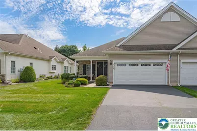 93 Moor Drive, Palmer Twp, PA 18045 - Photo 2