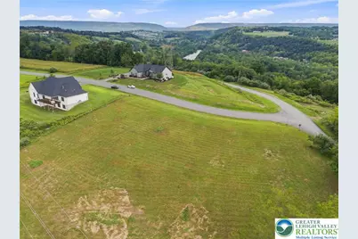 1925 Park Place Drive, North Whitehall Township, PA 18080 - Photo 10