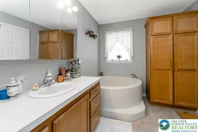 679 Winterthur Way, Easton, PA 18040 - Photo 34