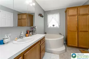 679 Winterthur Way, Easton, PA 18040 - Photo 34