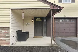 1836 Cloverdale Rd, Bethlehem City, PA 18018 - Photo 4