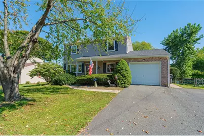 217 Calvary Avenue, Emmaus Boro, PA 18049 - Photo 2