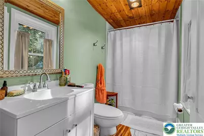 300 S Delaware Drive, Upper Mt Bethel Twp, PA 18343 - Photo 36