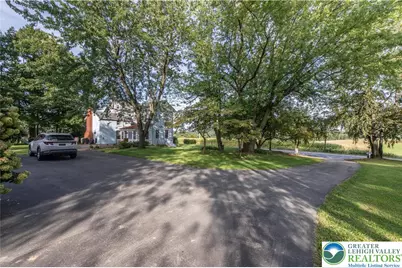 300 S Delaware Drive, Upper Mt Bethel Twp, PA 18343 - Photo 4