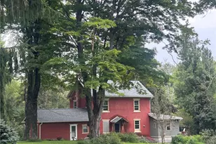 7 Allegheny Rd, Upper Mt Bethel Twp, PA 18343 - Photo 6