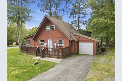 593 Country Place Drive, Coolbaugh Twp, PA 18466 - Photo 4