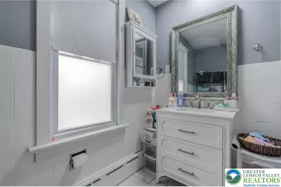 49 N Broad Street, Nazareth, PA 18064 - Photo 10