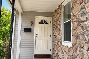 27 Kline, Bangor Boro, PA 18013 - Photo 2