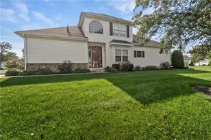 3000 Oak Hills Dr, Allen Township, PA 18067 - Photo 1