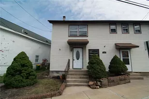 215 Franklin St, Alburtis Boro, PA 18011 - Photo 1