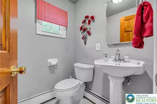 2750 Belaire Rd, Hanover Twp, PA 18017 - Photo 10