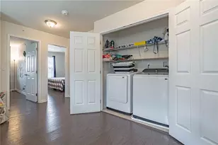 1499 Black Forest Dr, South Whitehall Township, PA 18104 - Photo 14