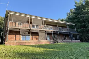 189 Turkey Ridge Dr, Polk Twp, PA 18058 - Photo 6