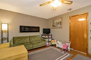 2405 Lafayette Ave, Bethlehem City, PA 18017 - Photo 12