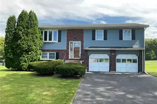 219 Murray Dr, Upper Macungie Township, PA 18104 - Photo 1