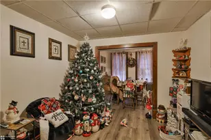 301 Bertsch St, Lansford, PA 18232 - Photo 6