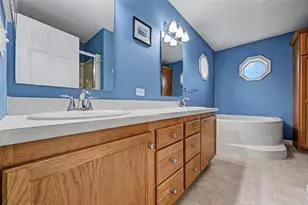 782 Biltmore Ave, Forks Twp, PA 18040 - Photo 42