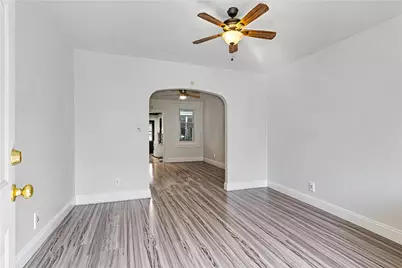 29 Warren Street, Easton, PA 18042 - Photo 2