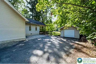 559 W Center Street, Plainfield Township, PA 18091 - Photo 32
