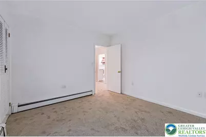 559 W Center Street, Plainfield Township, PA 18091 - Photo 18
