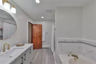 295 Crown View Ave, Stockertown Boro, PA 18083 - Photo 30