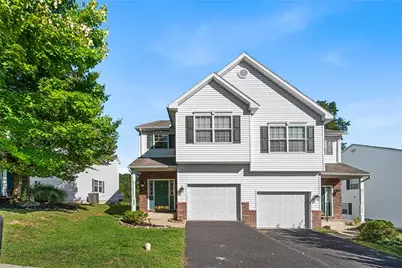 1537 Crest Park Court, Bethlehem City, PA 18015 - Photo 2