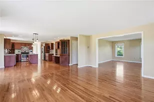 590 Fehr Rd, Bushkill Twp, PA 18064 - Photo 12