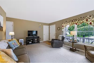 2603 Fieldview Drive, Lower Macungie Township, PA 18062 - Photo 4
