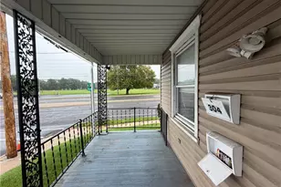 302 E Fairview St, Coopersburg Boro, PA 18036 - Photo 6