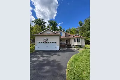 6043 Decker Rd, Lehman Twp, PA 18324 - Photo 2