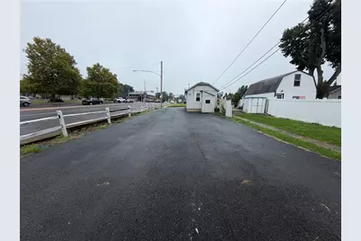 302 E Fairview Street, Coopersburg Boro, PA 18036 - Photo 4