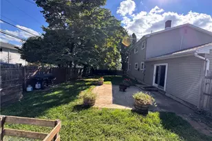7198 Heather Rd, Lower Macungie Township, PA 18062 - Photo 2
