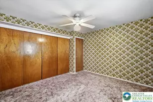1235 Oakwood Dr, Hanover Twp, PA 18017 - Photo 8