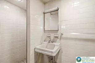 1235 Oakwood Dr, Hanover Twp, PA 18017 - Photo 22