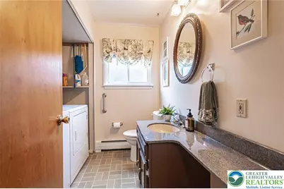 7516 Foxglove Place, Lower Macungie Township, PA 18062 - Photo 12