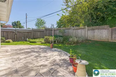 7516 Foxglove Place, Lower Macungie Township, PA 18062 - Photo 30